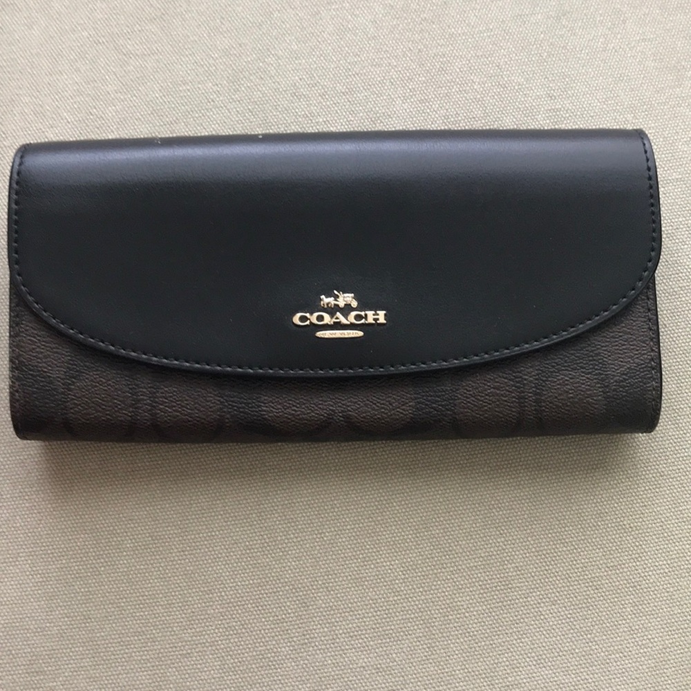 Coach wallet